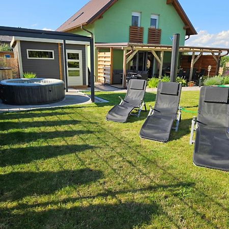 Holiday Home Znojmo W/ Wellness & Wine Экстерьер фото
