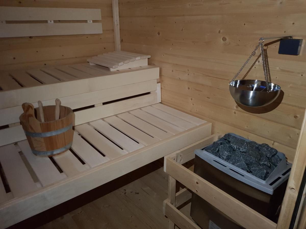Holiday Home Znojmo W/ Wellness & Wine Экстерьер фото