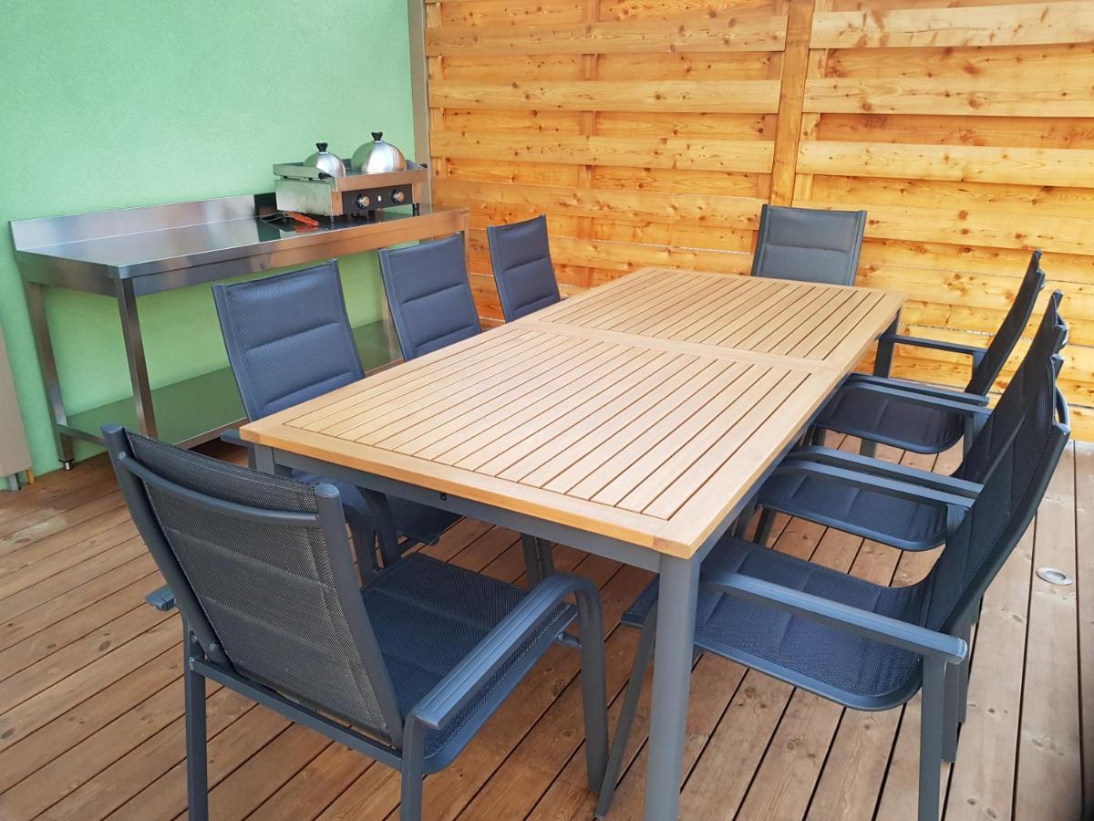 Holiday Home Znojmo W/ Wellness & Wine Экстерьер фото