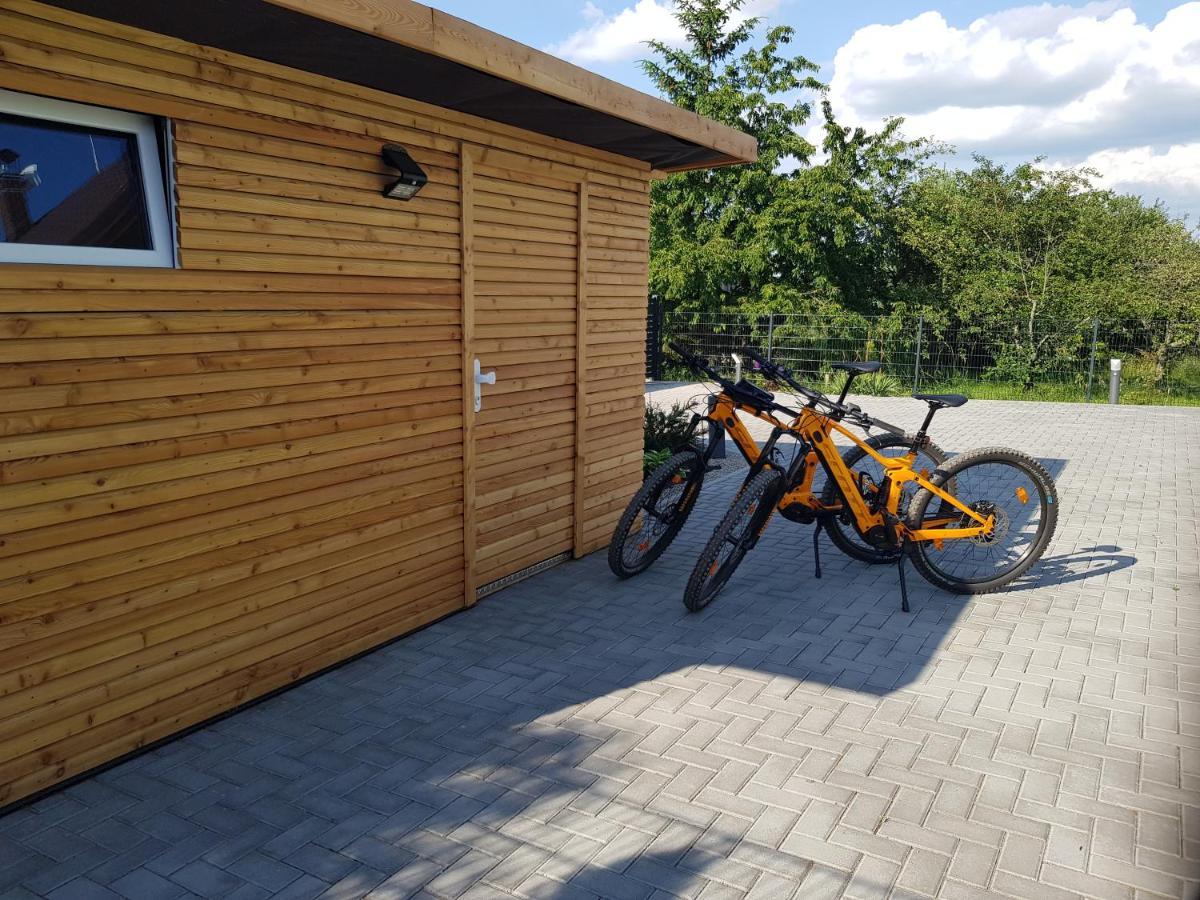 Holiday Home Znojmo W/ Wellness & Wine Экстерьер фото